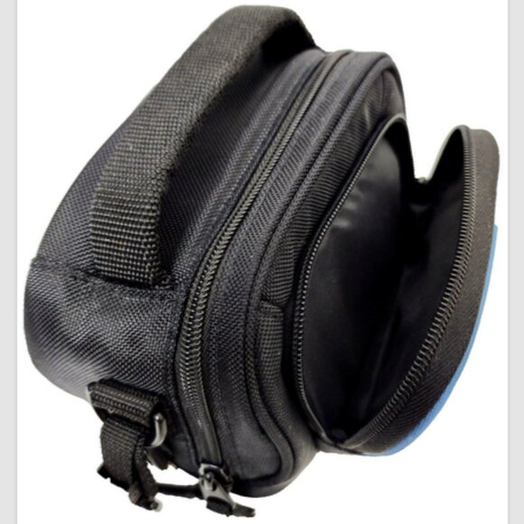 Sony Camera Case with interior pocket, outer zipper pocket and 2 way str… - Picture 2 of 8